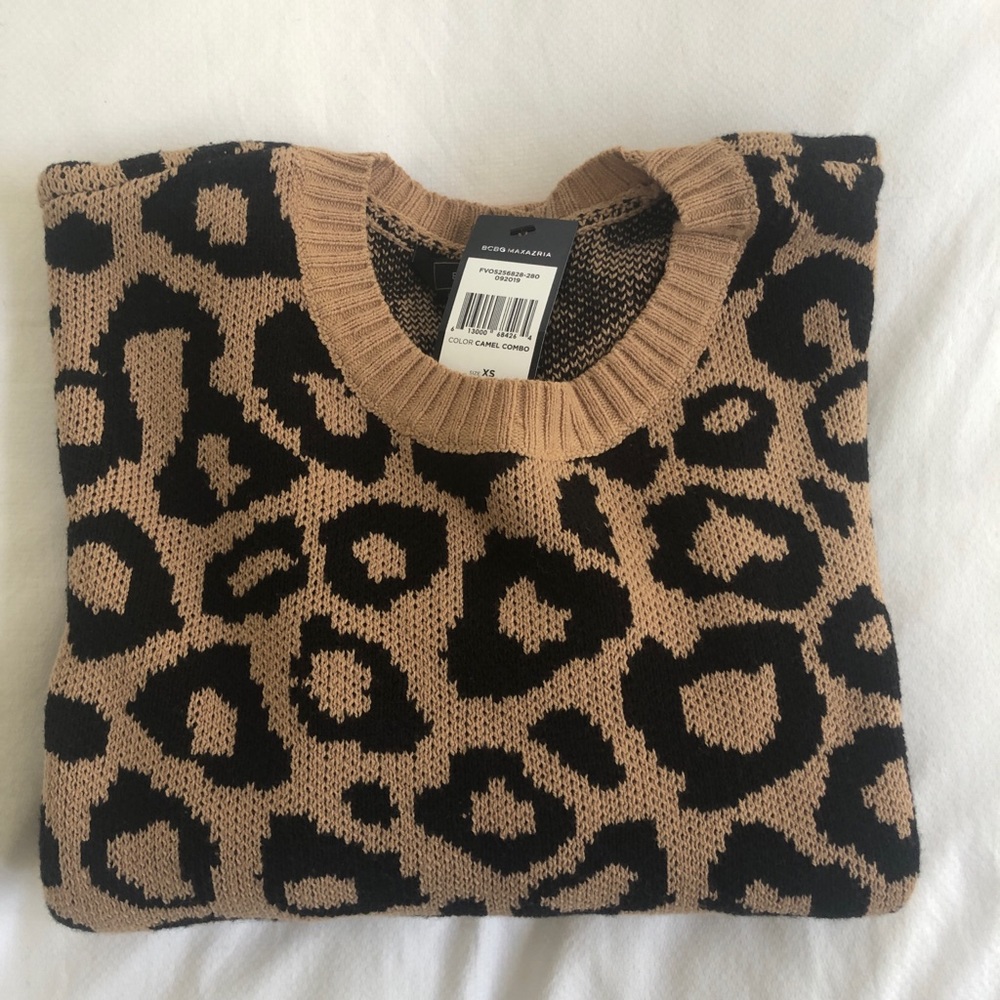 NWT BCBG Leopard Soft Sweater, XS. - Picture 6 of 7